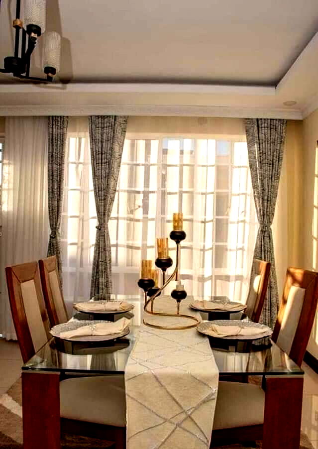 4BR Townhouse with DSQ & Garden - Off Eastern Bypass, Kamakis