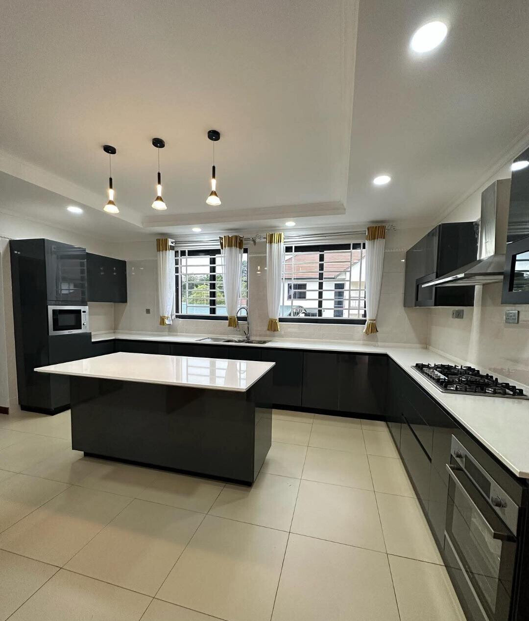 New 4BR All-Ensuite Villa with DSQ & Gym Access - Runda