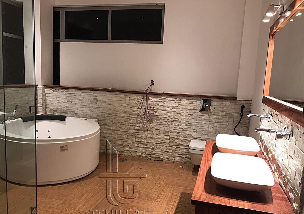Smart 5-Bed Villa with Magical Views on Half-Acre – Karen