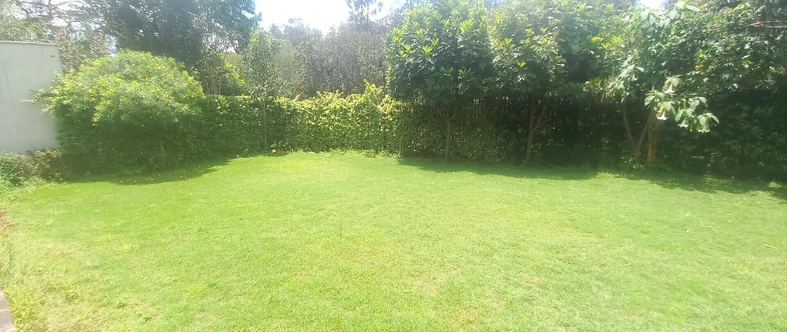 5-Ensuite Villa with Pool & 24-Hour Security – Karen