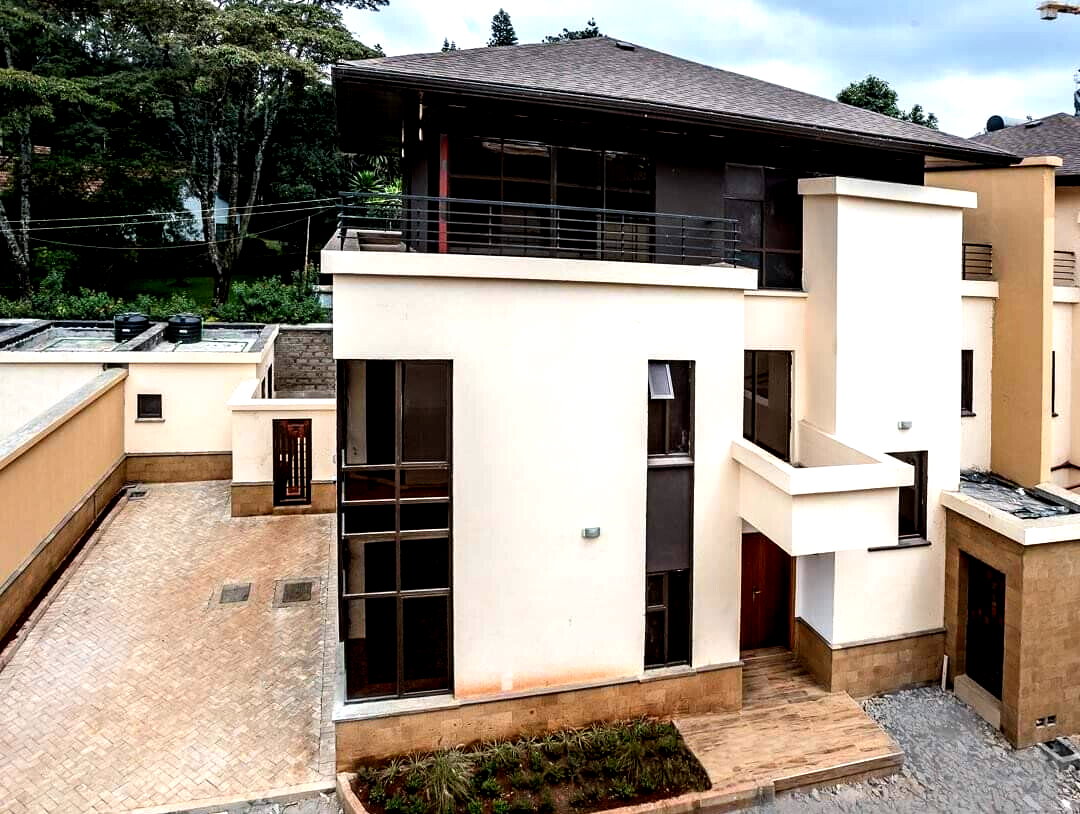 4BR Townhouse with Chef's Kitchen & Gazebo Fireplace - Kileleshwa