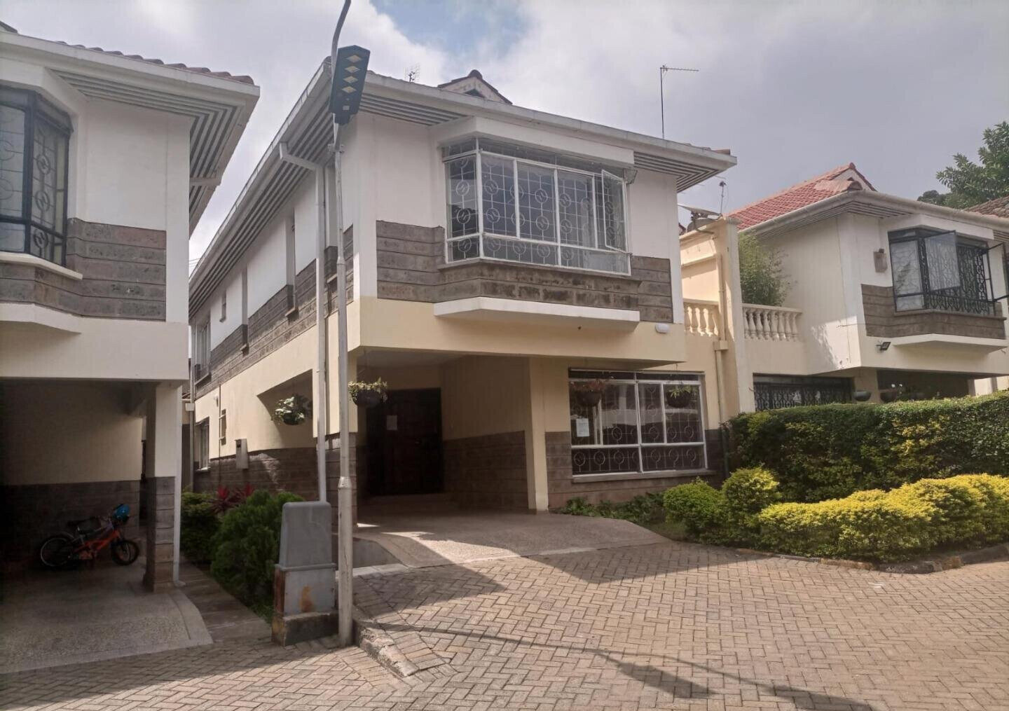 4-Ensuite Townhouse with Family Room & Garden - Lavington