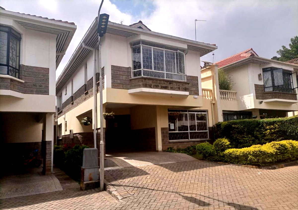 4-Ensuite Townhouse with Family Room & Garden - Lavington