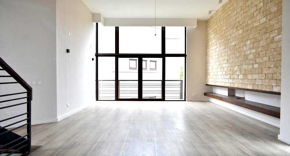 12-Villa Enclave: 4BR Townhouse with Solar & Generator - Lavington