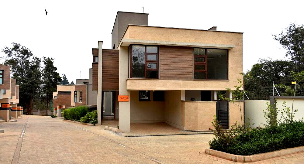 12-Villa Enclave: 4BR Townhouse with Solar & Generator - Lavington