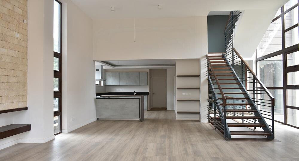 12-Villa Enclave: 4BR Townhouse with Solar & Generator - Lavington