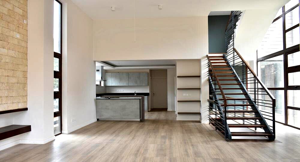 12-Villa Enclave: 4BR Townhouse with Solar & Generator - Lavington