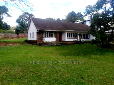 4bdrm House in Livington, Lavington for Rent - Image 2