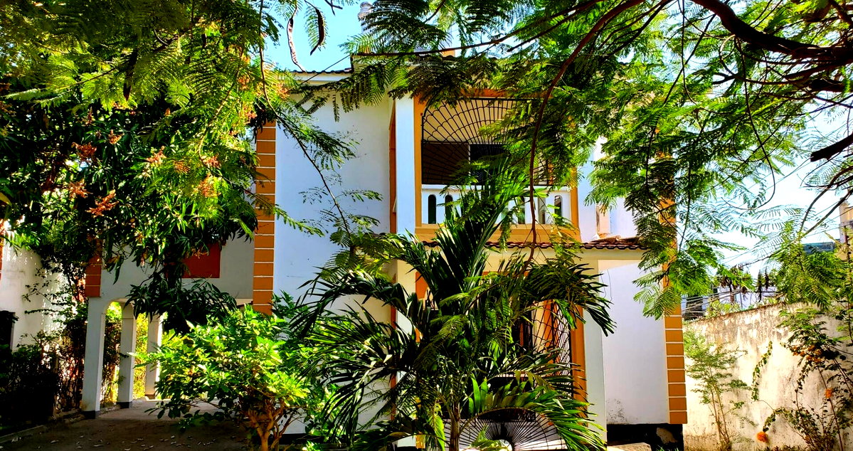 3BR Bungalow in Secure Gated Community - Nyali
