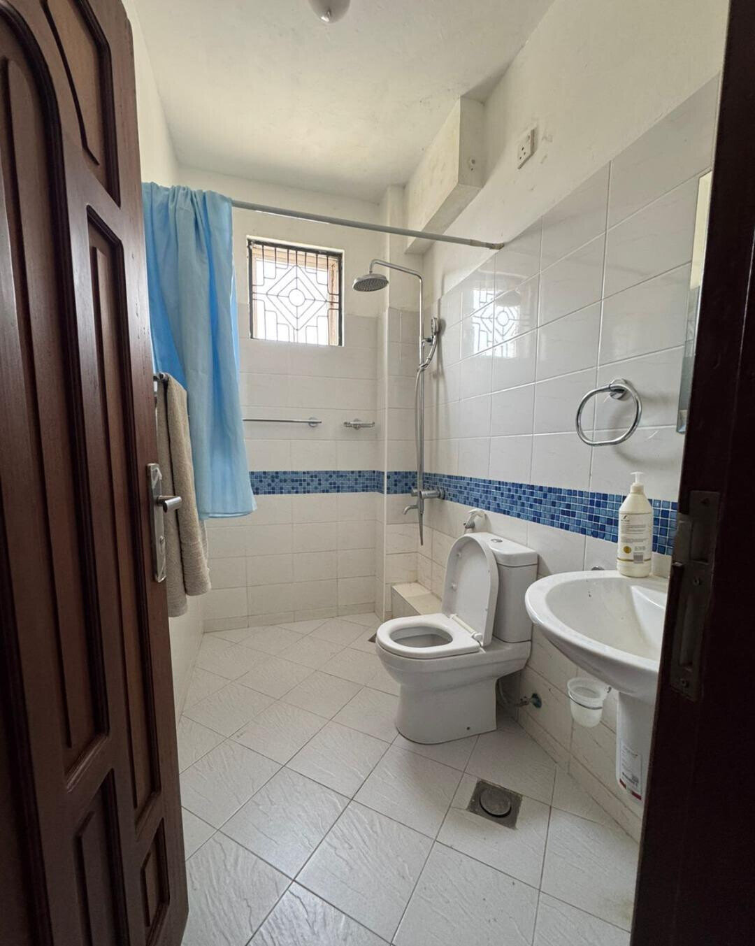 5 En-Suite Bedrooms on Half-Acre with Mvule Kitchen - Bamburi