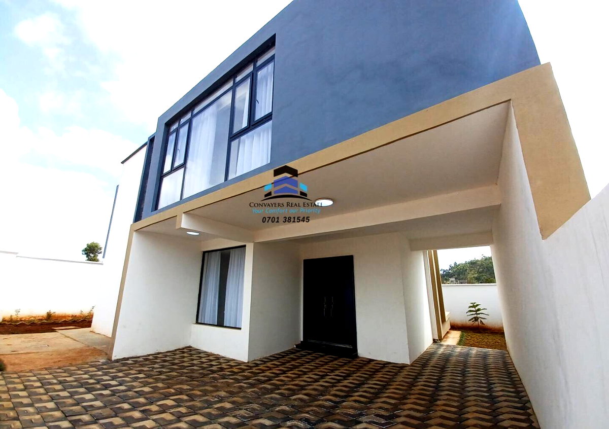 5BR Townhouse with DSQ, Office & Clubhouse - Kikuyu