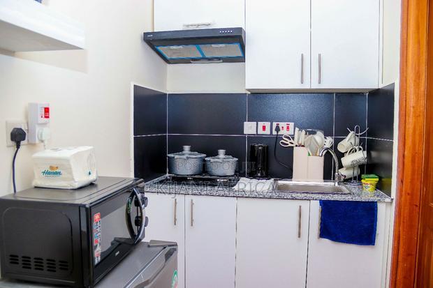 1bdrm Apartment in Gateway Mall Area for rent