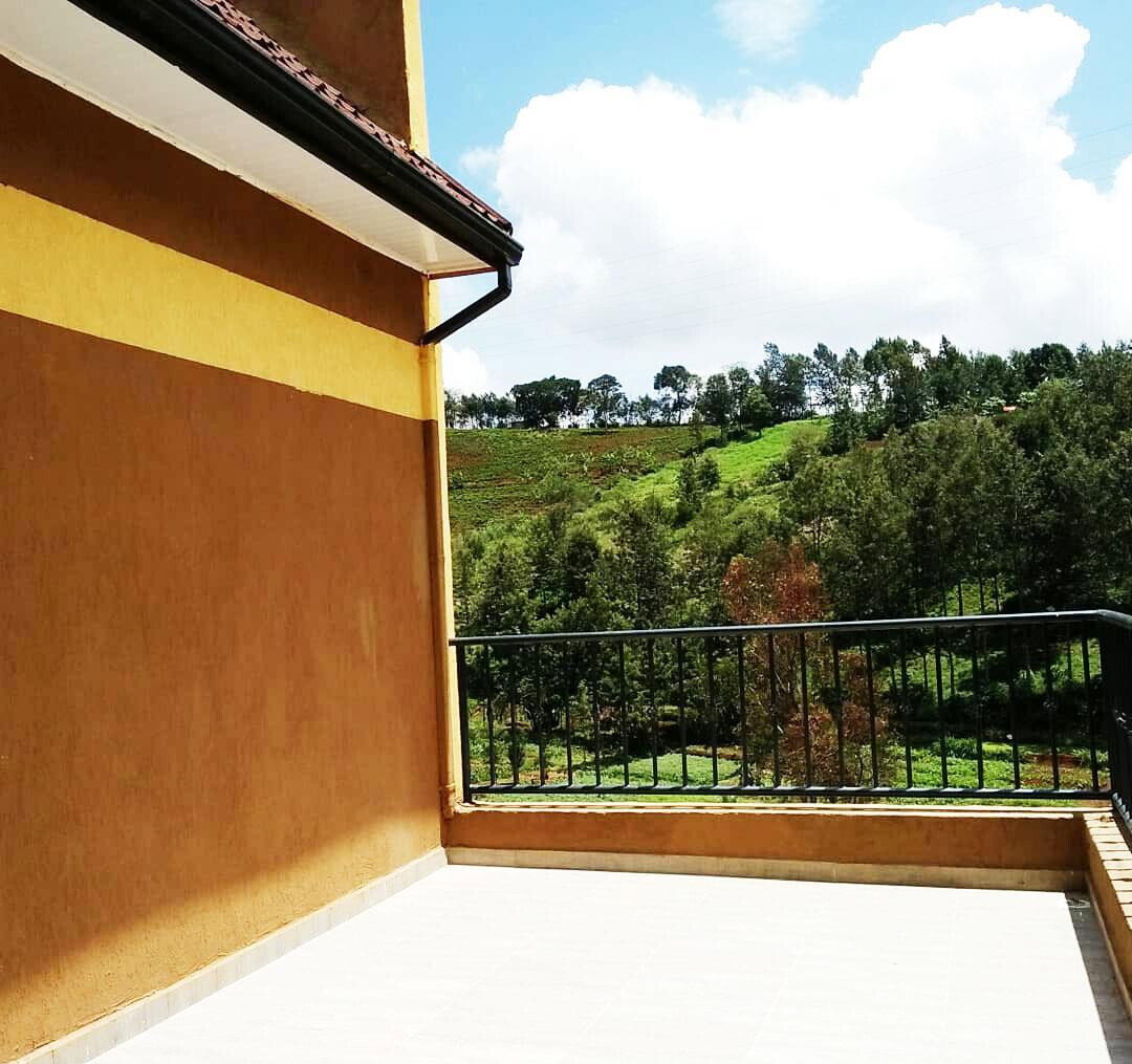 4BR Villa with Split-Level Design & Jacuzzi – Redhill, Nairobi