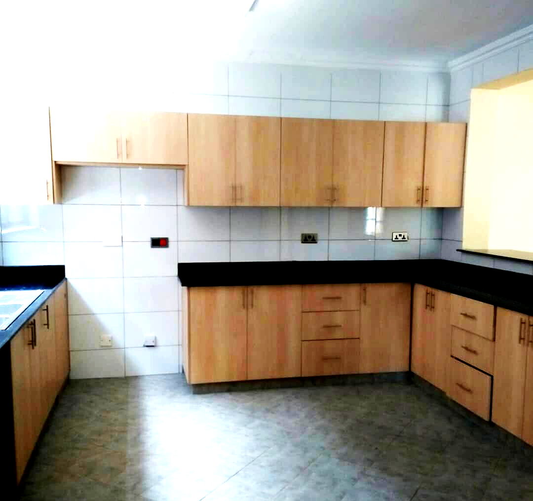 4BR Villa with Split-Level Design & Jacuzzi – Redhill, Nairobi