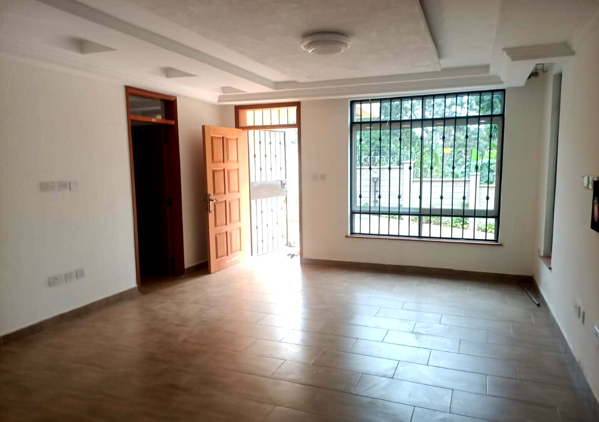 5BR All-Ensuite Townhouse with DSQ – Windsor View, Nairobi