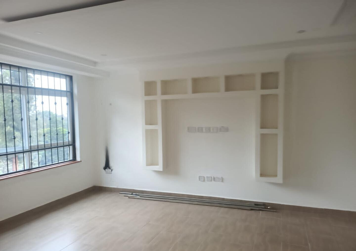 5BR All-Ensuite Townhouse with DSQ – Windsor View, Nairobi