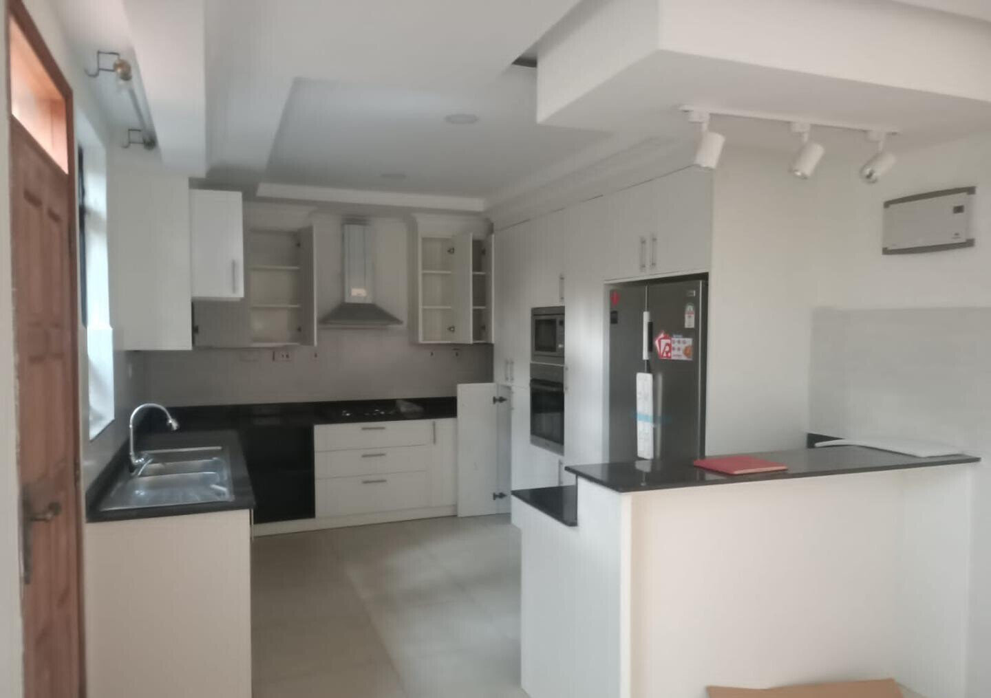 5BR All-Ensuite Townhouse with DSQ – Windsor View, Nairobi