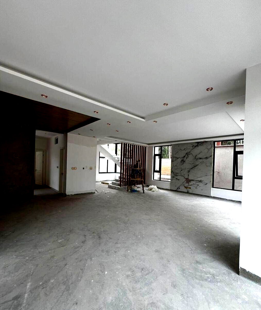5-Ensuite Townhouse with DSQ & Private Garden - Lavington
