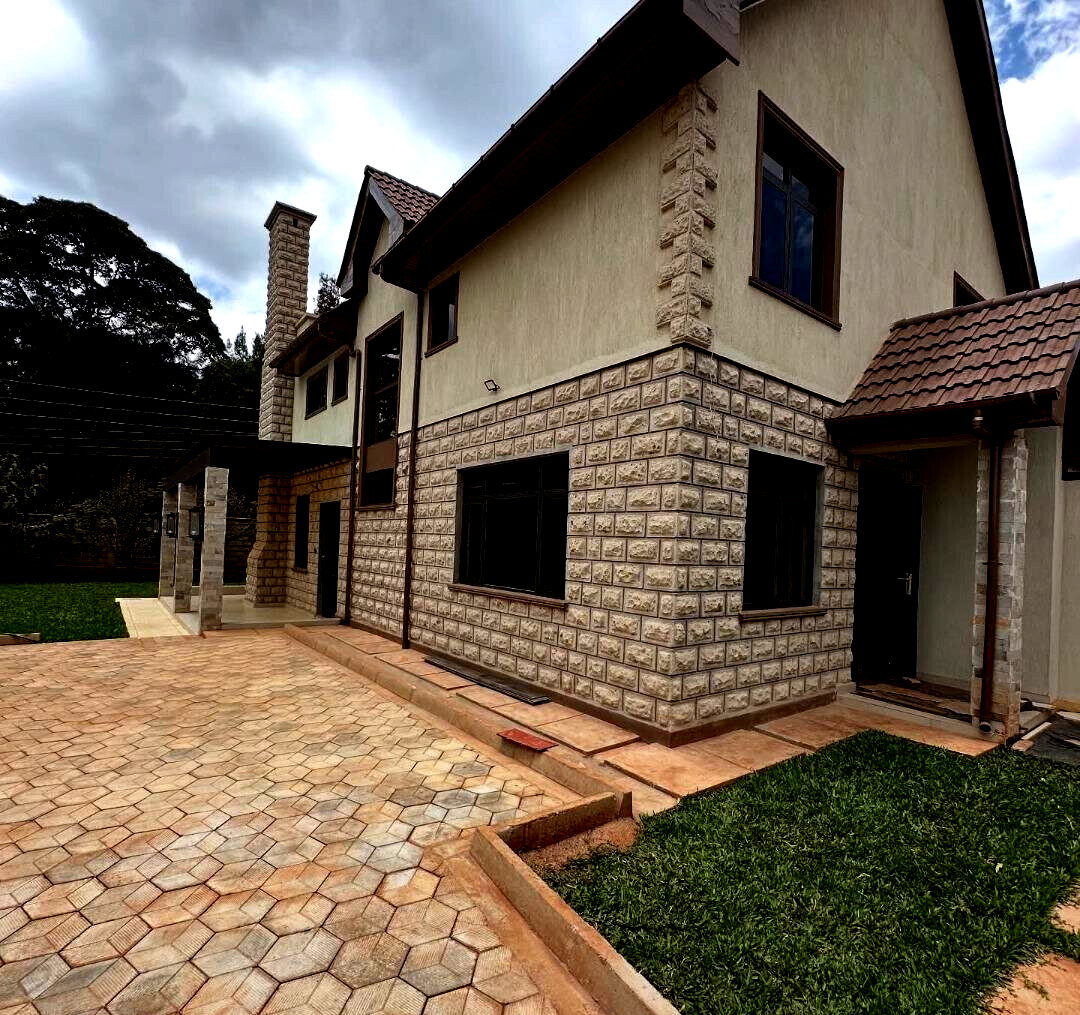 4BR Ensuite Villa with DSQ & Bamboo Floors – Kibiko, Ngong Rd