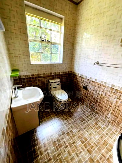 7bdrm Maisonette in Runda for sale - Image 3