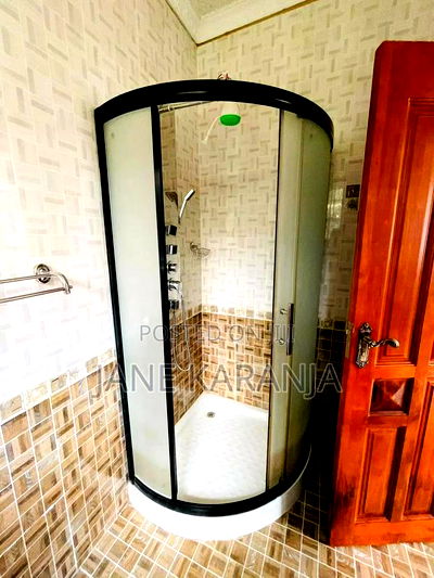 7bdrm Maisonette in Runda for sale - Image 4