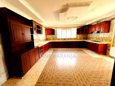 7bdrm Maisonette in Runda for sale - Image 8