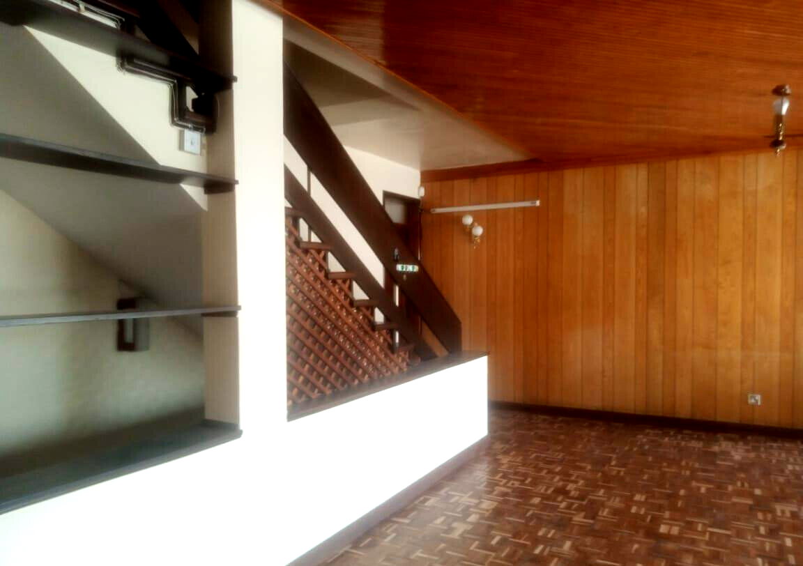 Only 8 Units, 4BR Townhouse with Backyard - Parklands