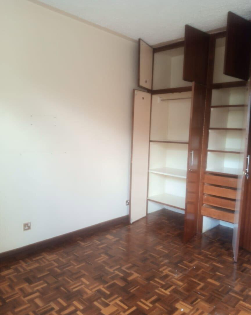 Only 8 Units, 4BR Townhouse with Backyard - Parklands