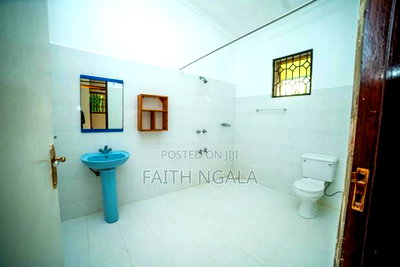 4bdrm Maisonette in Shanzu for sale - Image 5