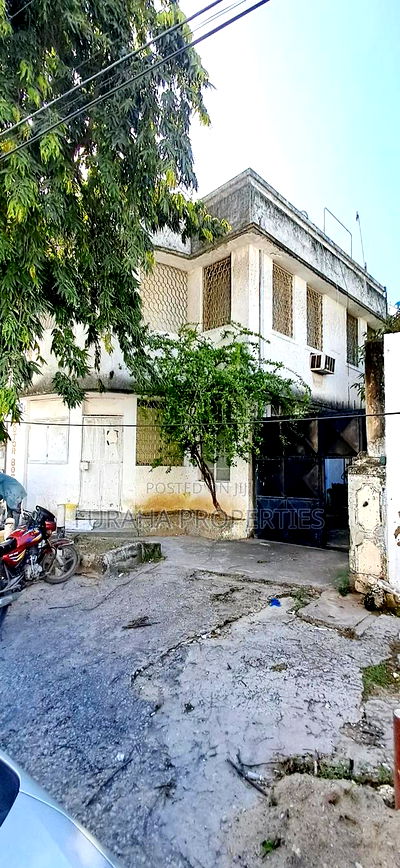 6bdrm House in Mombasa Island for sale - Image 1