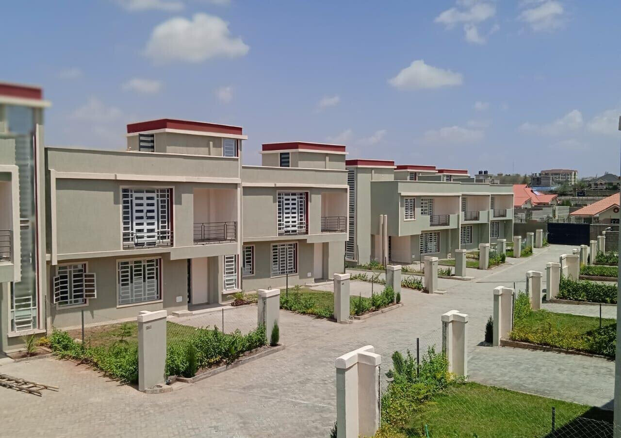 4BR All-Ensuite Townhouse with Rooftop Terrace & DSQ - Kitengela Muigai