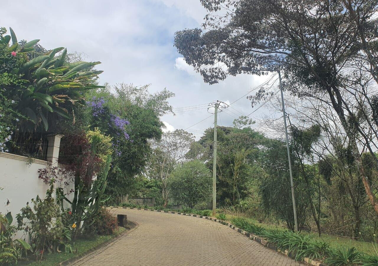 Half Acre Garden Plot with Parking at KSh 70M