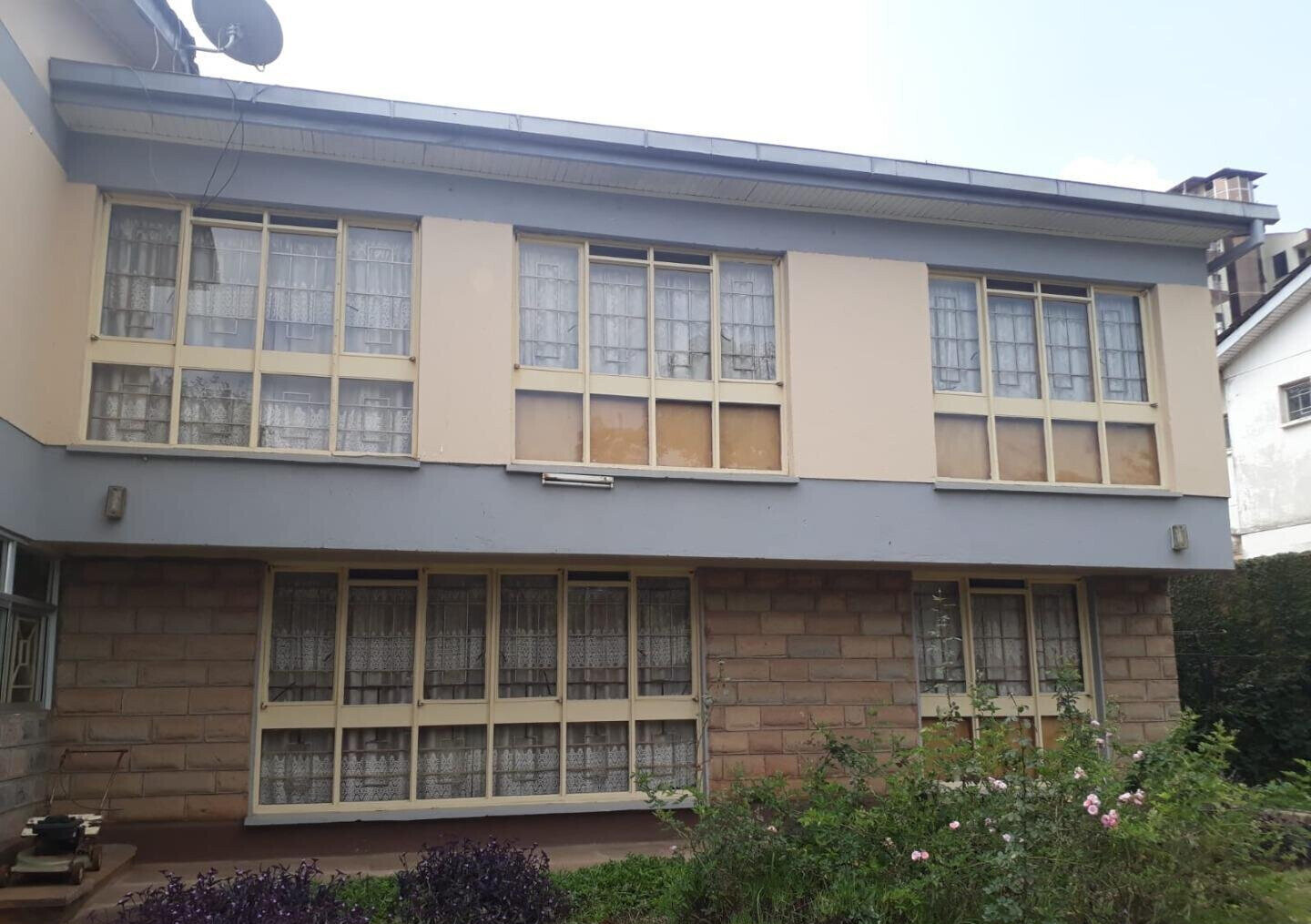KSh 150M Garden Plot with Parking