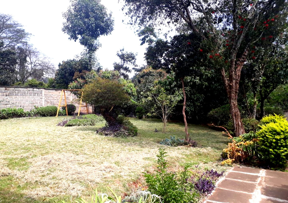 KSh 150M Garden Plot with Parking