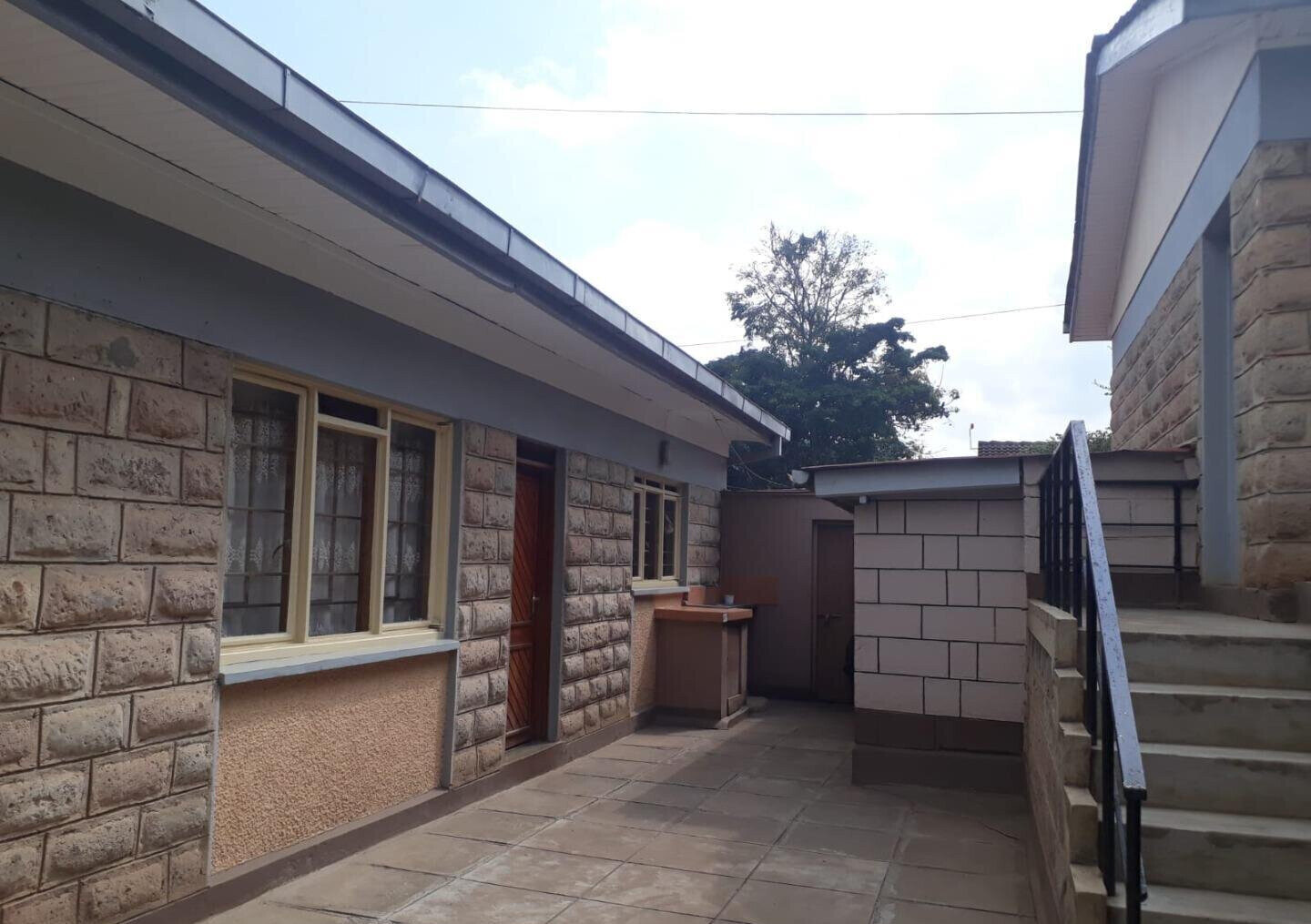 KSh 150M Garden Plot with Parking