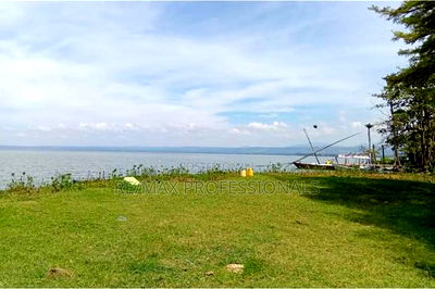 2bdrm Bungalow in Dunga Beach for sale - Image 2