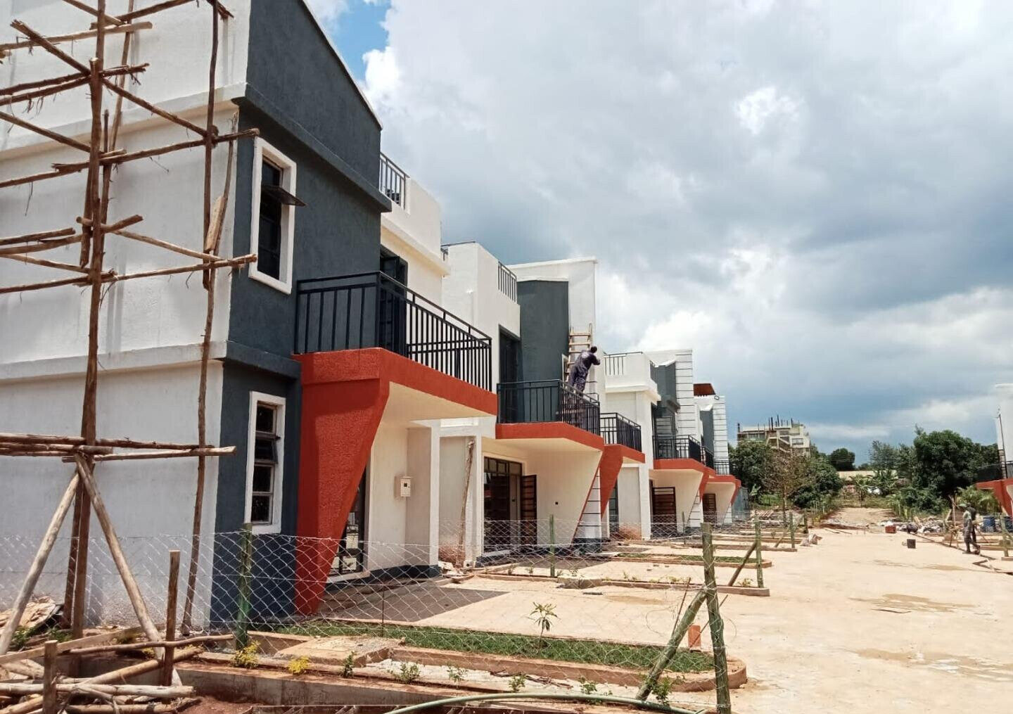 4BR Townhouse with Clubhouse & Solar Heating - Gikambura