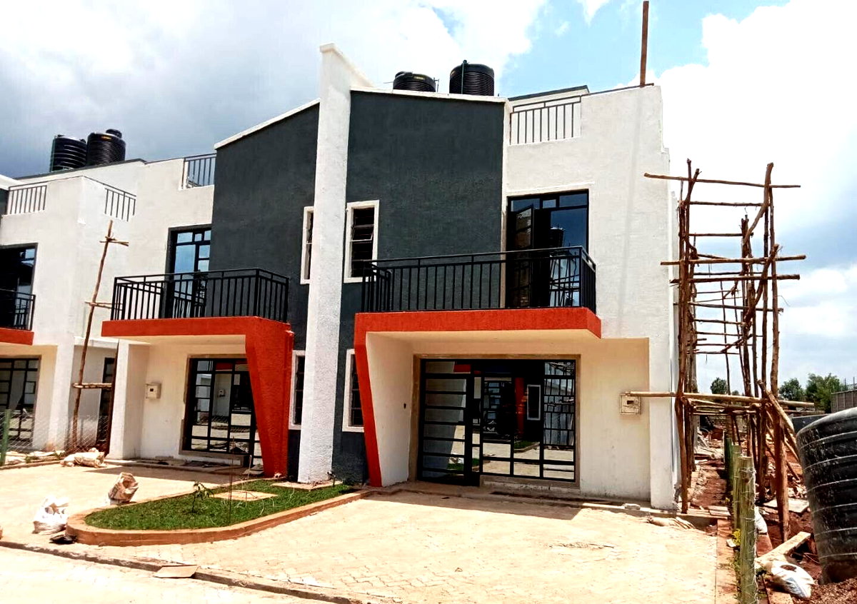 4BR Townhouse with Clubhouse & Solar Heating - Gikambura