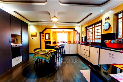 4bdrm Maisonette in Ngoingwa Estate for Sale - Image 9