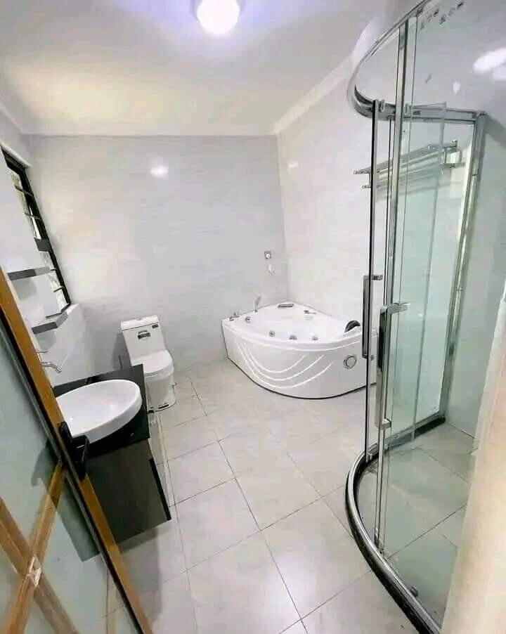4BR All-Ensuite Standalone with Roof Terrace & Ready Title - Ruiru