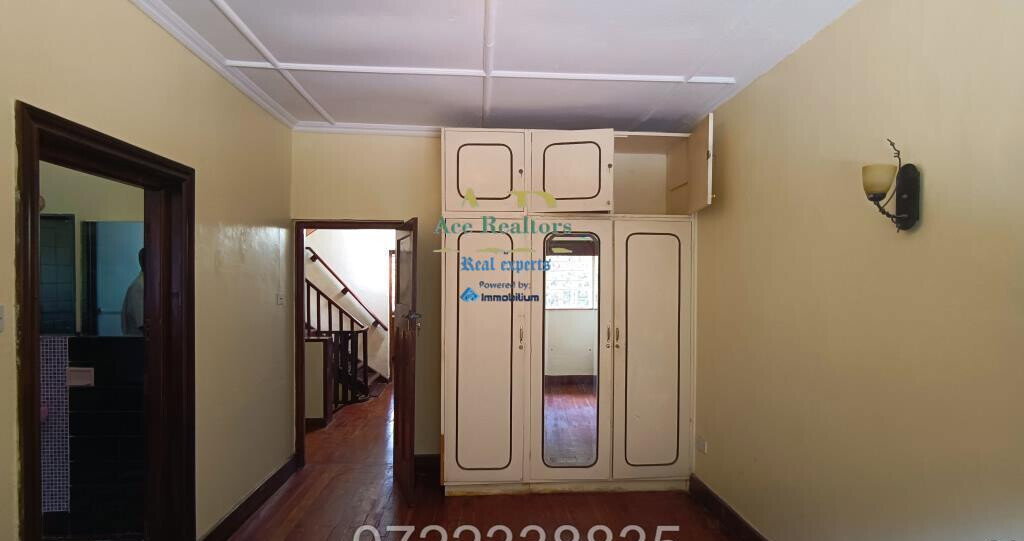 50x100 Plot 5BR House for Rent