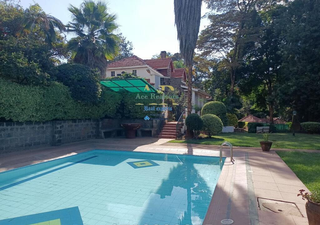 50x100 Plot 5BR House for Rent