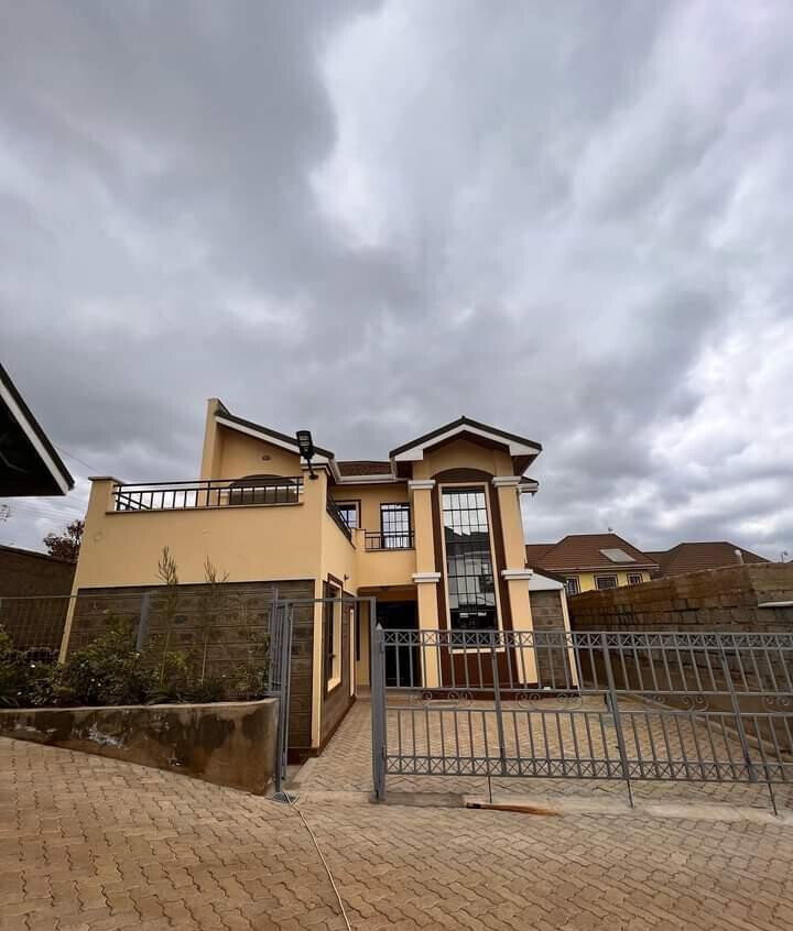 4BR All-Ensuite Townhouse with DSQ - Ngong