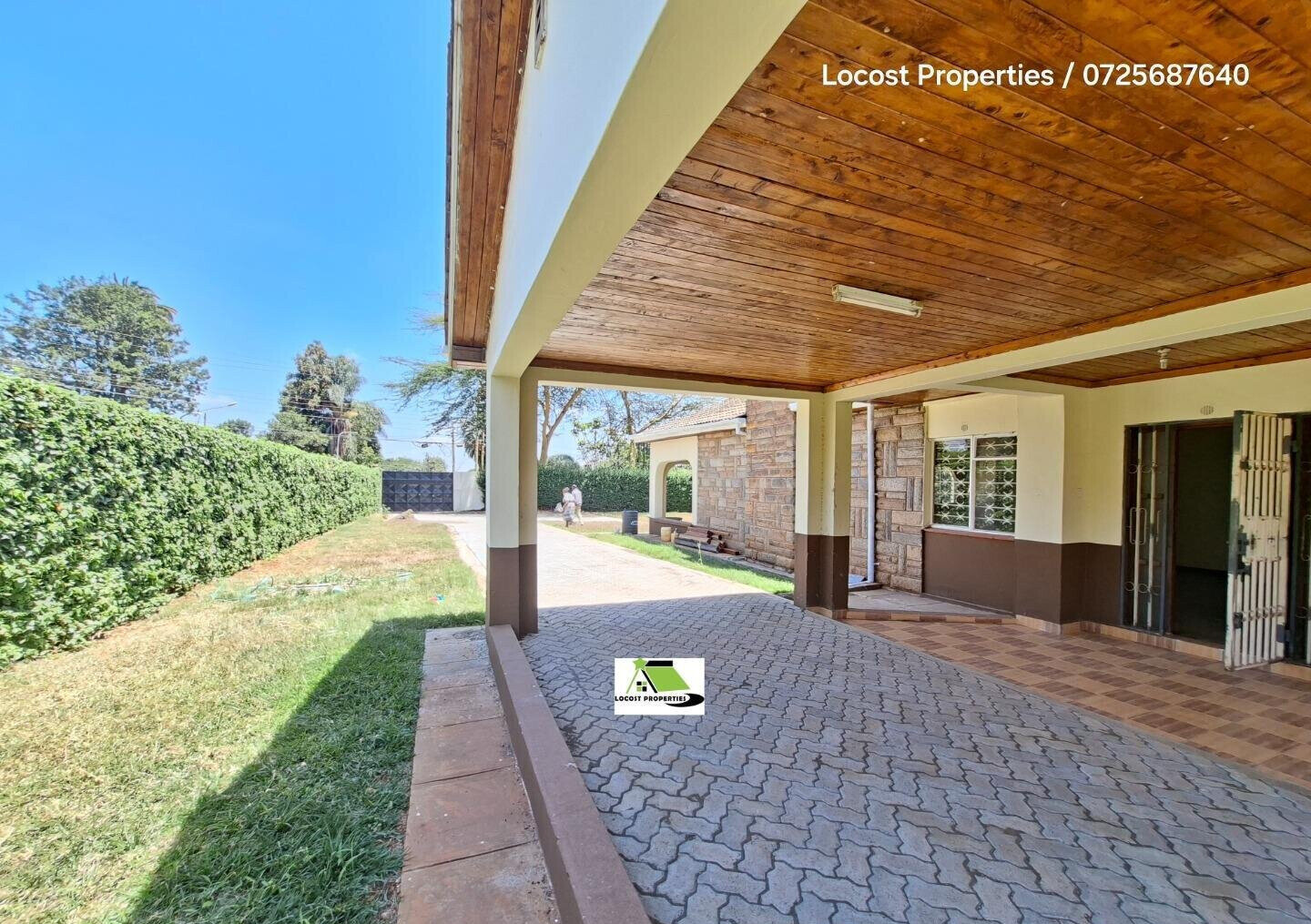 Quarter Acre 4BR Home with Garden