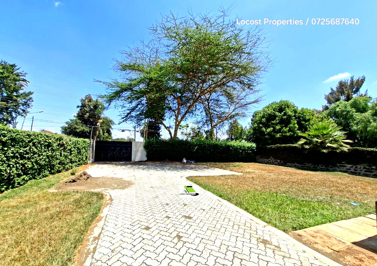 Quarter Acre 4BR Home with Garden
