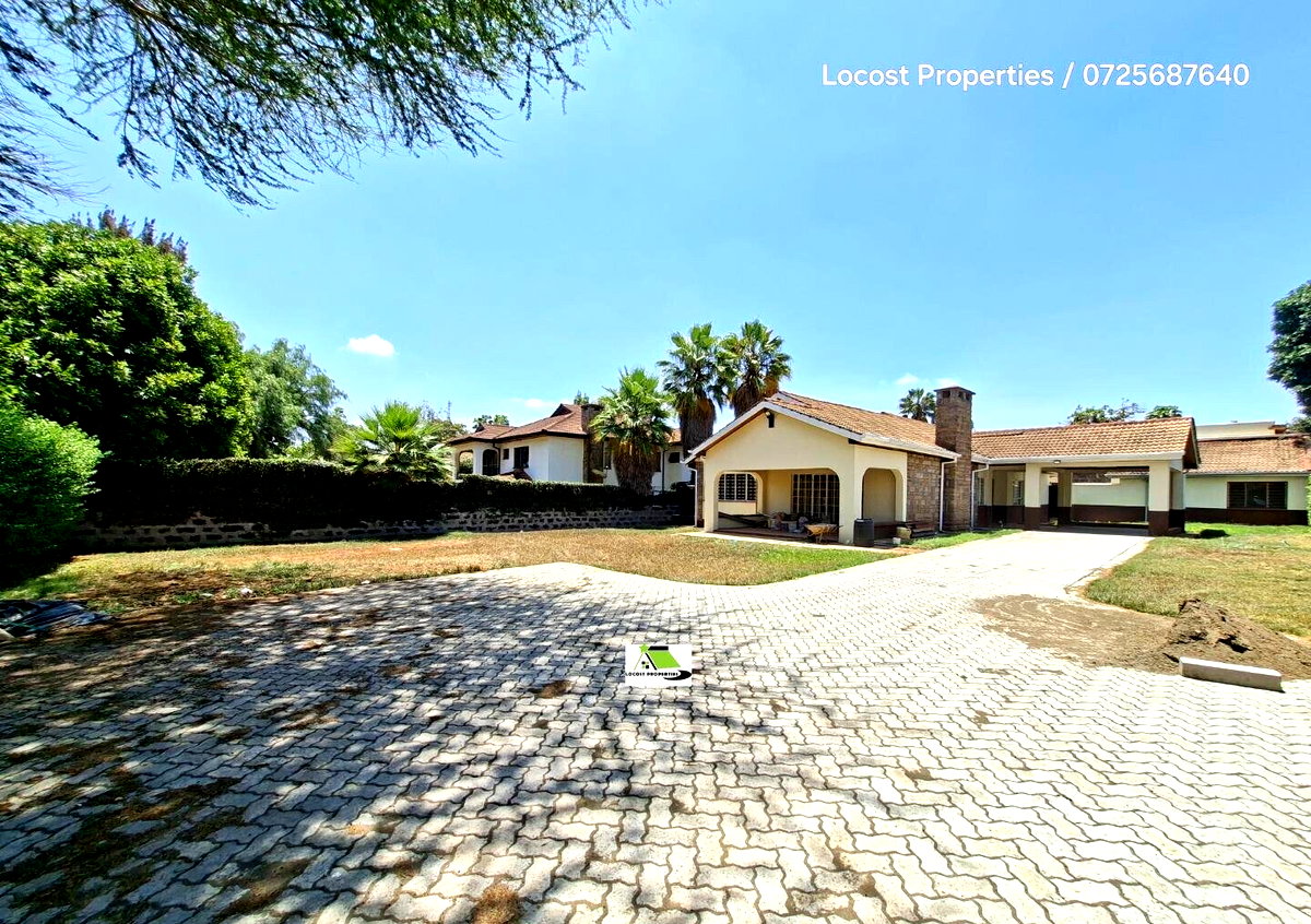 Quarter Acre 4BR Home with Garden