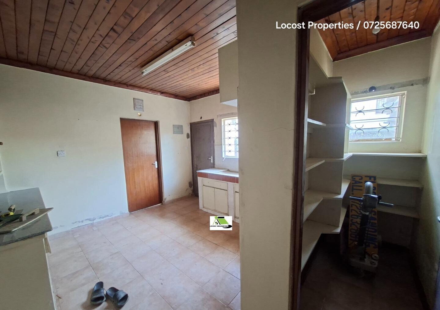 Quarter Acre 4BR Home with Garden