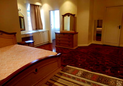 Half Acre 5BR Haven at KSh 450K