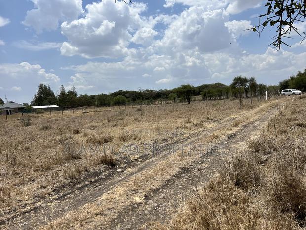 1 Acre for Sale Kitengela Kimalat 2km From Tarmac