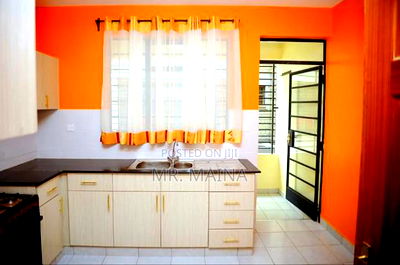3bdrm Apartment in Lifestyle Terraces, Gateway Mall Area for sale - Image 4
